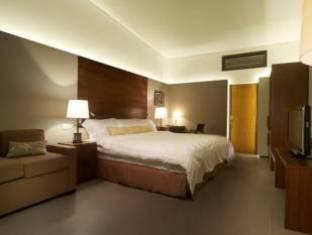 Neo+ Savana By Aston Hotel 3*